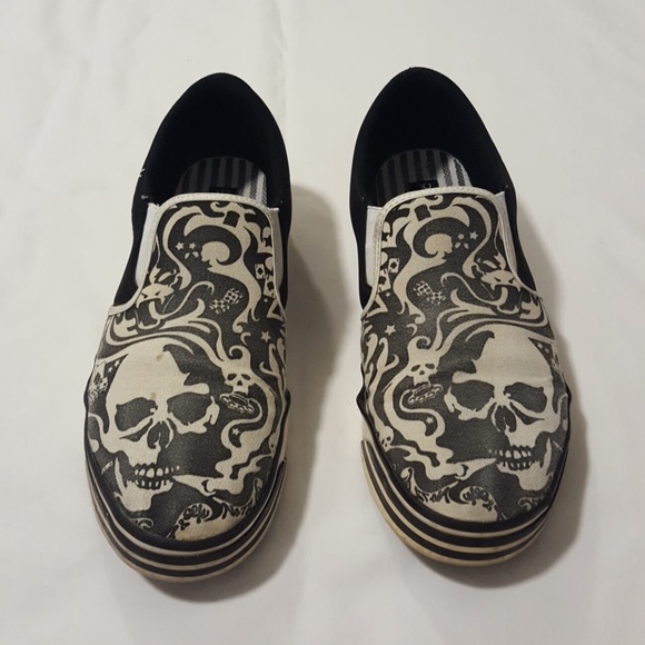 Marc Ecko sneakers - Picture 1 of 7